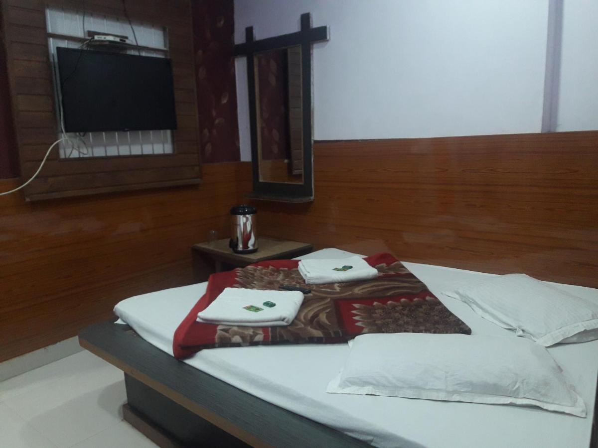Hotel Rajvihar Pachmarhī エクステリア 写真