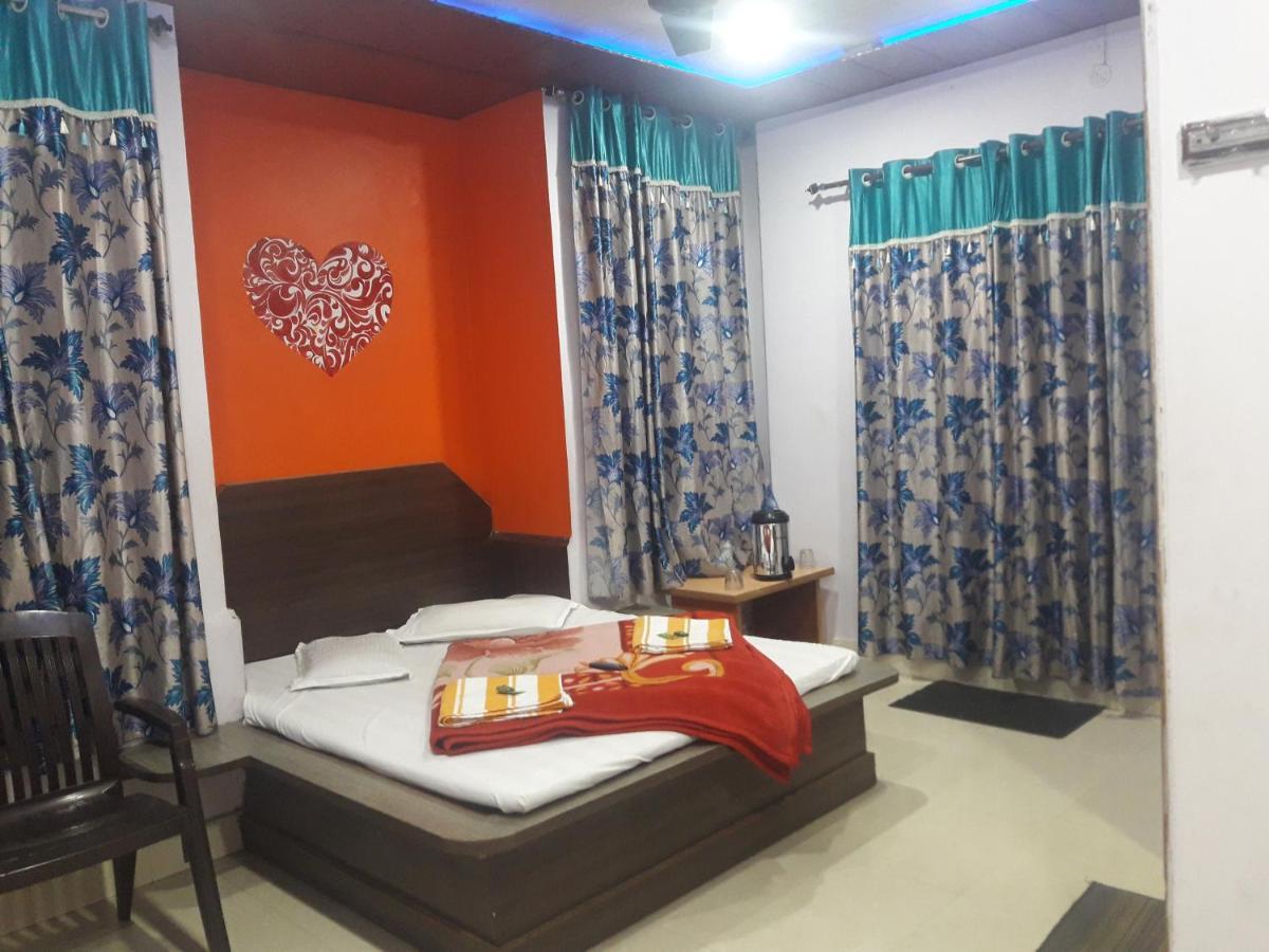 Hotel Rajvihar Pachmarhī エクステリア 写真