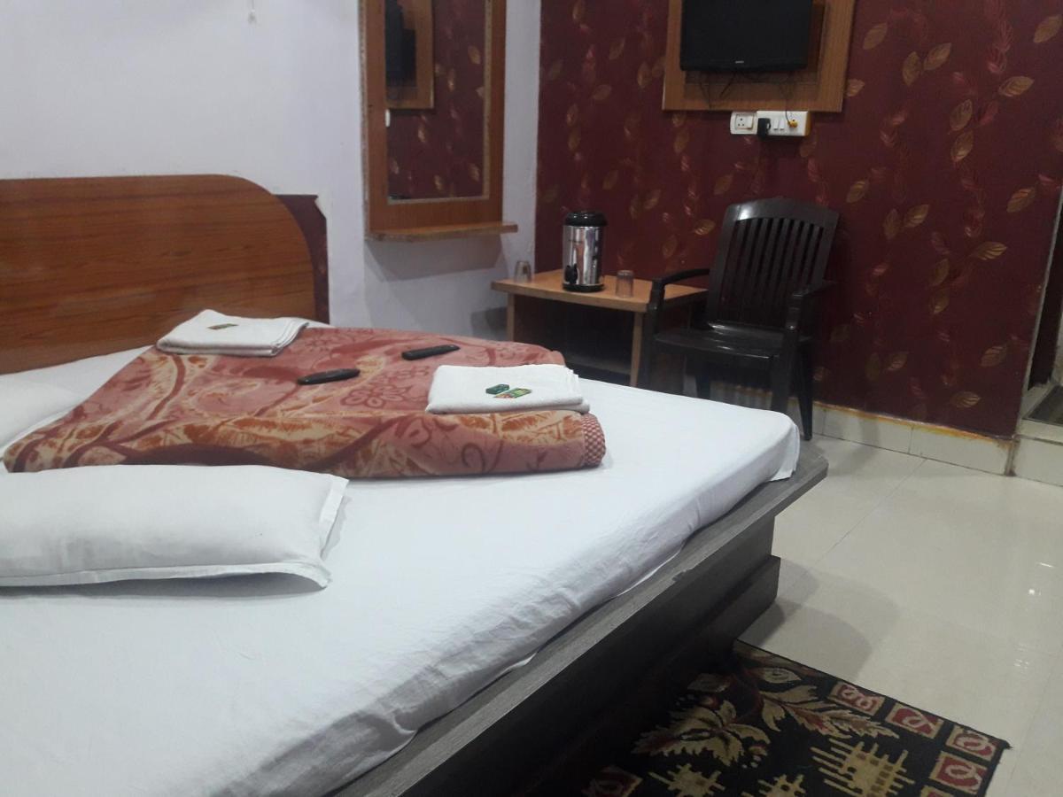 Hotel Rajvihar Pachmarhī エクステリア 写真