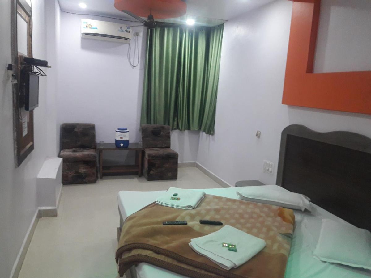 Hotel Rajvihar Pachmarhī エクステリア 写真