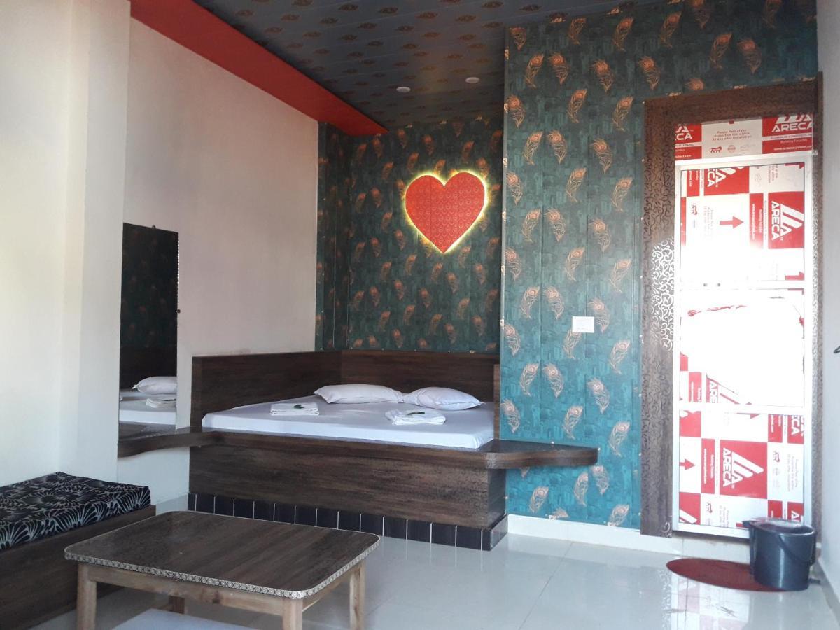 Hotel Rajvihar Pachmarhī エクステリア 写真