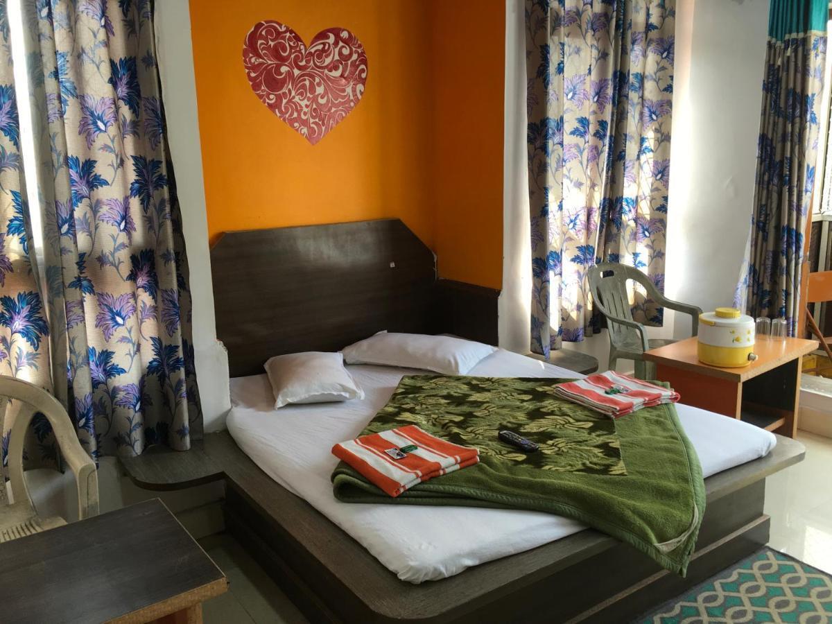 Hotel Rajvihar Pachmarhī エクステリア 写真