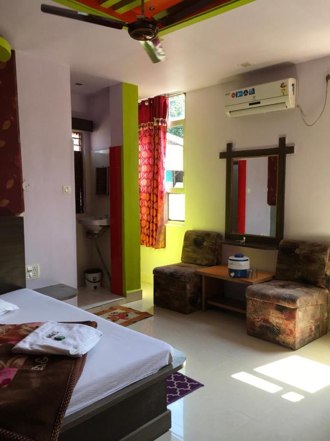 Hotel Rajvihar Pachmarhī エクステリア 写真